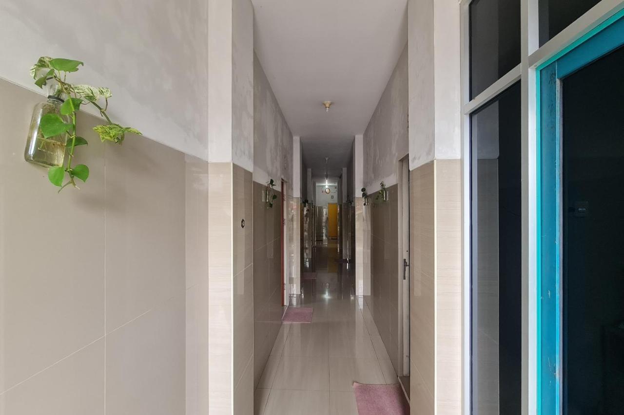Capital O 93250 Hotel Tirta Kencana 2 Baturaden Banyumas Exterior photo