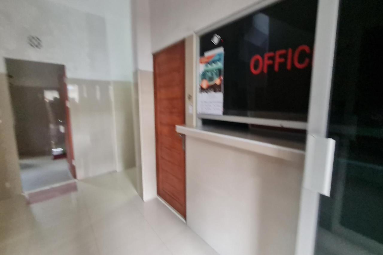 Capital O 93250 Hotel Tirta Kencana 2 Baturaden Banyumas Exterior photo